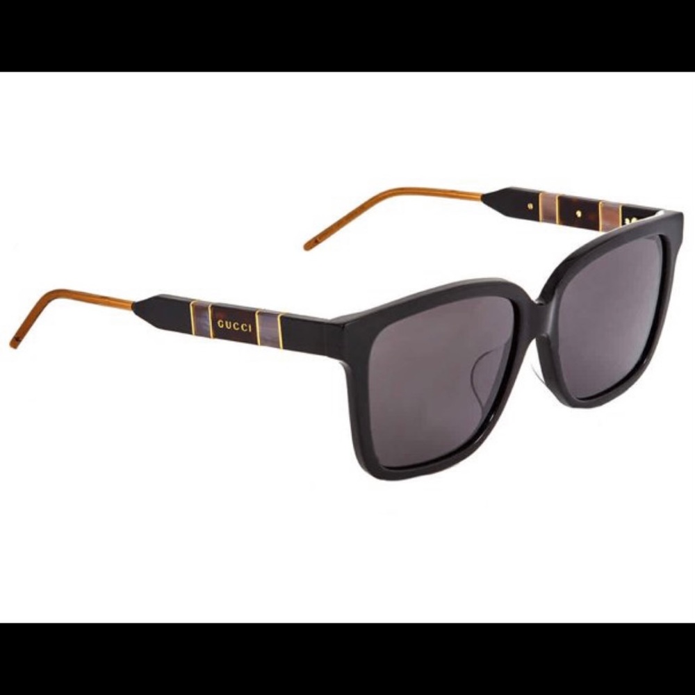 Attn: brand new authentic GUCCI shades. Fire 🔥 can’t miss out 🤩🥰🔥🔥 - Picture 3 of 5